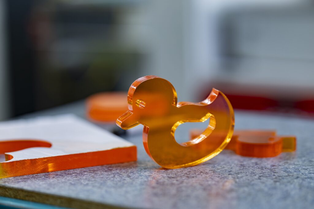 Ebert kunststoffbearbeitung praezisionsteile